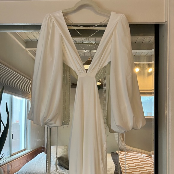 Flowy, Bell Sleeve Wedding Gown - Picture 5 of 5